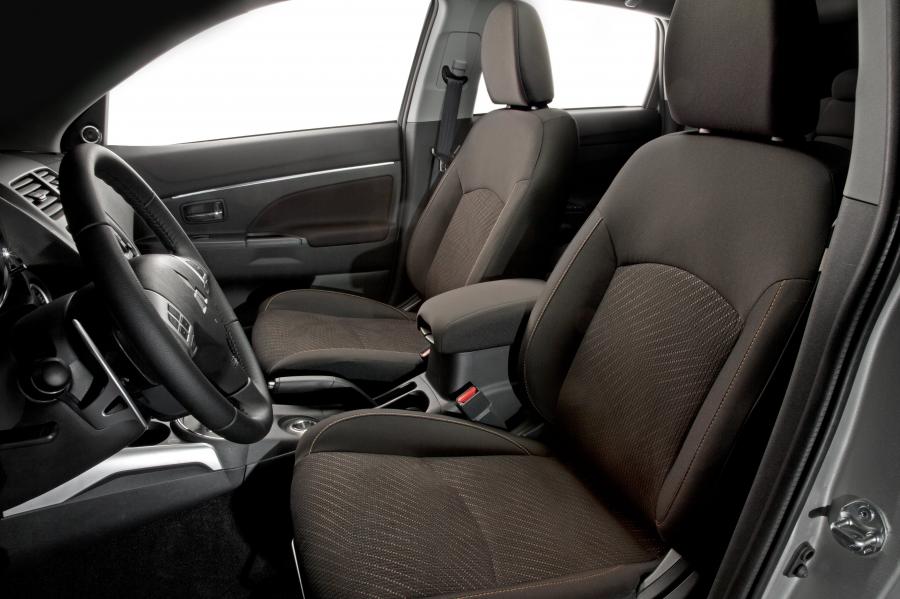 Mitsubishi Outlander Sport 2013 года  (фото 36 из 83)